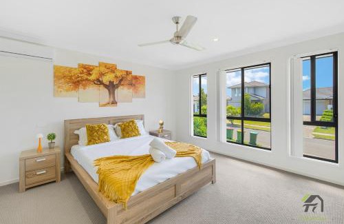 Coomera House | Forest castle in a quiet single-story house in Coomera