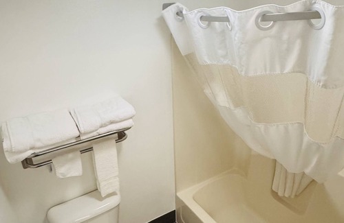 Forest City Hotel | Forest City Inn