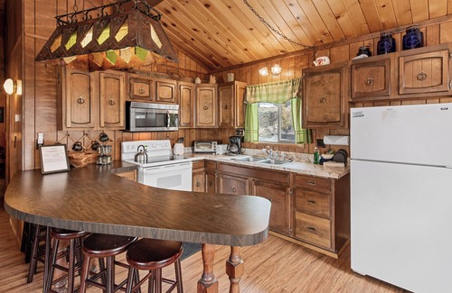Whispering Forest Cabin | Forest Edge Retreat