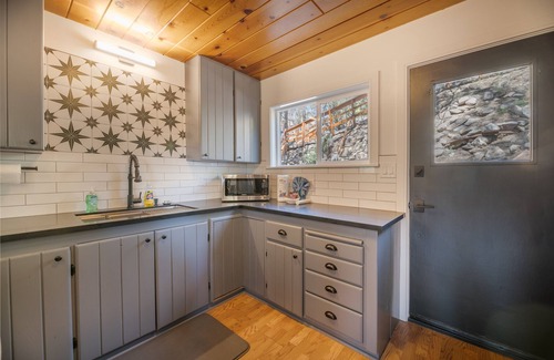 Fawnskin House | Forest Escape - Secluded Feeling, Forest Views, Fireplace, Deck