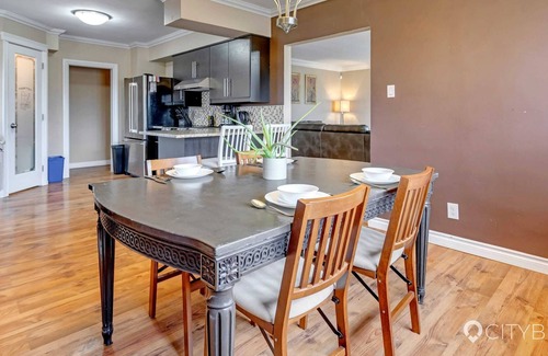 Edmonton House | Forest Heights. Renovated. 3bd/1.5 bath. Bungalow.