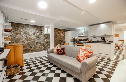 Northwest Apartment | Forest Hills Haven, An Oasis Between Rock Creek Park And Bustling Downtown DC