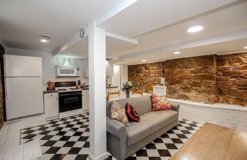 Northwest Apartment | Forest Hills Haven, An Oasis Between Rock Creek Park And Bustling Downtown DC