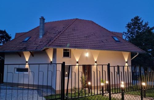 Cserszegtomaj Apartment | Forest House Balaton