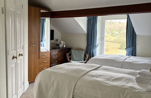Holmrook House | Forest How