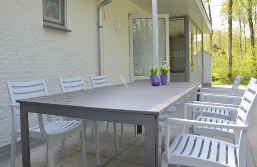 Stramproy House | Forest Retreat Near Kempen-Broek, cleaning included