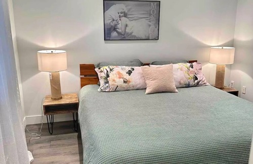 Rathwood Apartment | Forest view , luxurious, spacious and cozy close to the airport and major Hyways