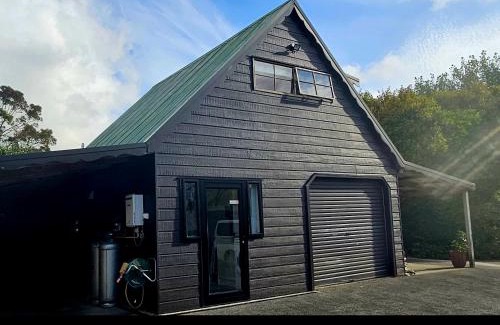 Paihia Bed & Breakfast | Forest Waters Bungalow