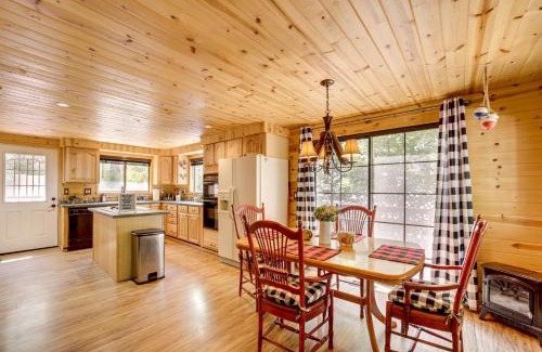 Christopher Creek House | Forested Payson Cabin By Mogollon Rim Hike and Play