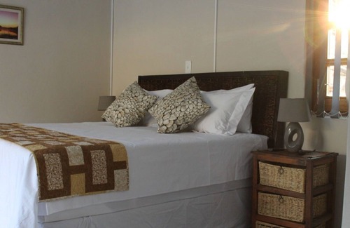 Hammanskraal Cabin | Foreva Wild