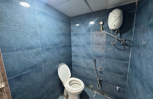 Surat Hotel | FOREVAR HOTEL