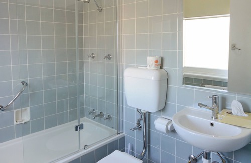 Devonport Hotel | Formby Hotel