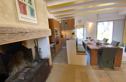 Bagat-en-Quercy Other | Former Quercy Blanc wine storehouse in the heart of the Cahors vineyards