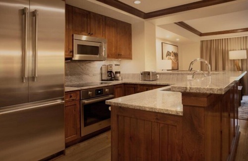 Avon Condo | Formerly Timbers Ritz Carlton Bachelor Gulch 3BR - Best Prices, Free Lift Tickets, All Dates!