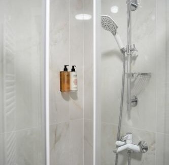 Skhidnytsya Hotel | Forrest Hotel