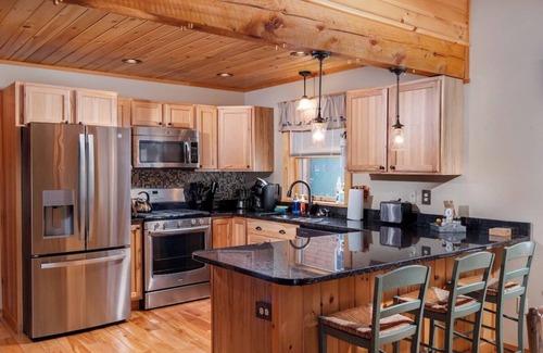 South Pond Shores House | Forrest Lane · Forrest Cabin Cozy Cabin tucked in the Trees