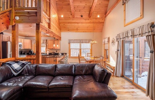 South Pond Shores House | Forrest Lane · Forrest Cabin Cozy Cabin tucked in the Trees
