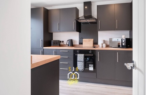Peterhead Apartment | Forrest Road Stay - SJA Stays - Modern 2 Bed