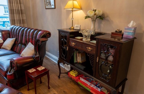 Kendal House | Forrest's Yard - Apartment 1