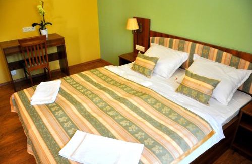 Bugyi Hotel | Forster Vadászkastély és Szálloda