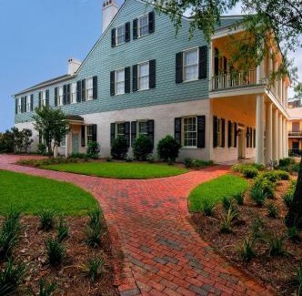 Central Business District Hotel | Fort Conde Inn - Mobile