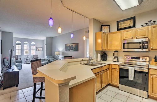 Iona Condo | Fort Myers Condo w/Pool Access 4 Mi to Beach
