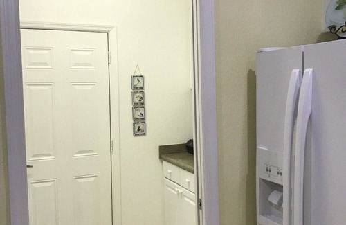 Fort Pierce Condo | Fort Pierce Condo-CLEAN-Beautiful Beaches-Historic Downtown- Community Pool