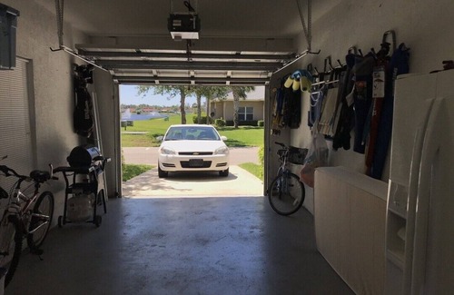 Fort Pierce Condo | Fort Pierce Condo-CLEAN-Beautiful Beaches-Historic Downtown- Community Pool