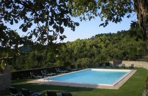 Gualdo Cattaneo Apartment | Forte Sorgnano | Farmhouse with private pool