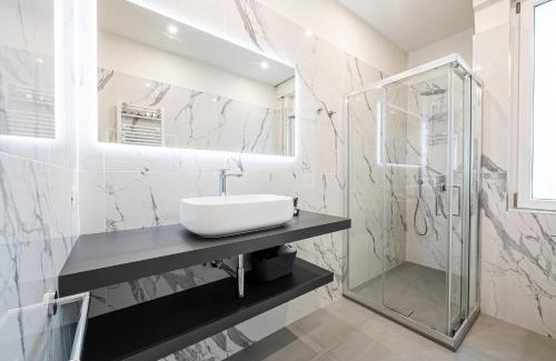 San Lorenzo Apartment | Fortezza da Basso - 130sqm Center 5 Min & Terraces