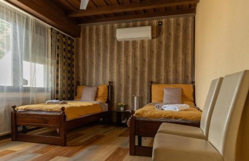Kiskunhalas House | Fortuna Vendégház