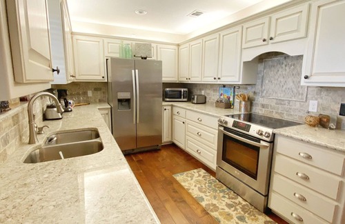 Lincoln Park Villa | Fortunata Winery Casa Bella Sole Spacious 3BR Home
