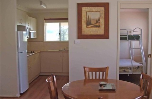 Nundle Apartment | Fossickers Tourist Park