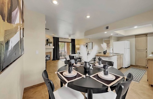 Fountain Hills Condo | Fountain Hills Grand Patio Spectacular. 2 King Master Suites.
