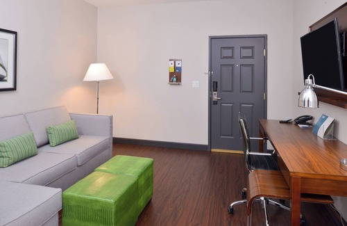 Mount Prospect Hotel | Four Points by Sheraton Mt Prospect O'Hare