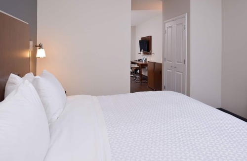 Mount Prospect Hotel | Four Points by Sheraton Mt Prospect O'Hare