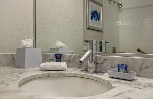 Northeast Mississauga Hotel | Four Points by Sheraton Toronto Mississauga