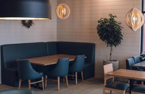 Okanagan-Similkameen Hotel | Four Points by Sheraton Penticton at the Convention Centre
