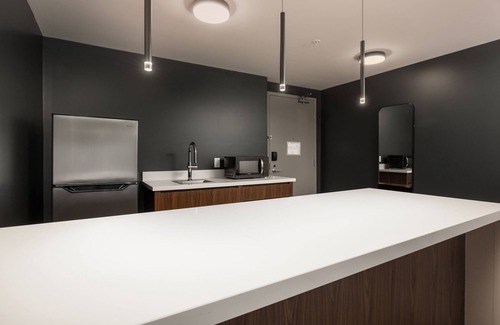 North Glenmore Hotel | Four Points by Sheraton Kelowna Airport