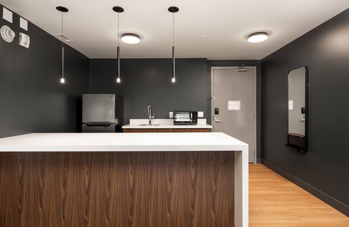 North Glenmore Hotel | Four Points by Sheraton Kelowna Airport