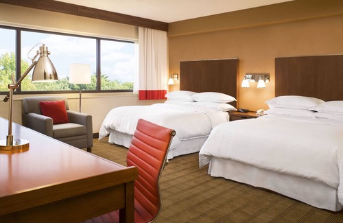 Moncton Hotel | Four Points by Sheraton Moncton