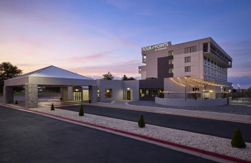 Englewood Hotel | Four Points by Sheraton Englewood Centennial Airport