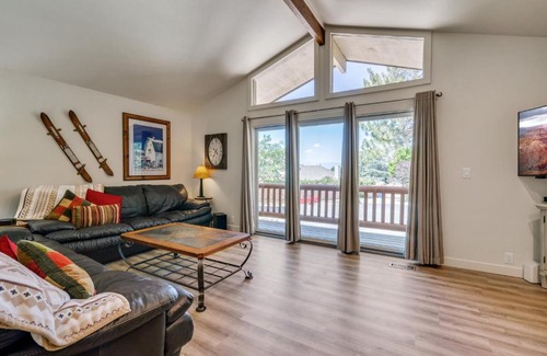 Cottonwood Heights Ski Chalet | Four resorts within 20 minutes from your door step!