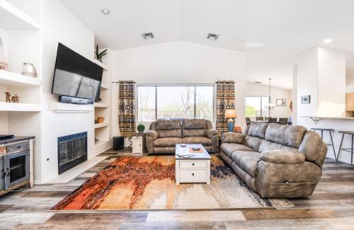 Dove Mountain House | Four Saguaros at Dove Mountain