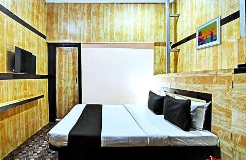 Chinar Park Hotel | Four Seasons Hotel Gresham Palace Kolkata
