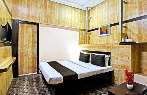 Chinar Park Hotel | Four Seasons Hotel Gresham Palace Kolkata