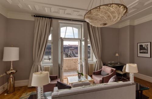 Belvaros - Lipotvaros Hotel | Four Seasons Hotel Gresham Palace Budapest