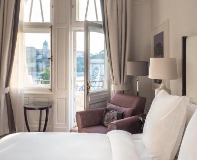 Belvaros - Lipotvaros Hotel | Four Seasons Hotel Gresham Palace Budapest