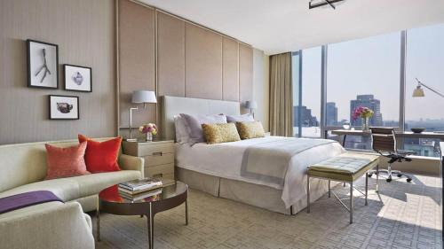Yorkville Hotel | Four Seasons Hotel Toronto