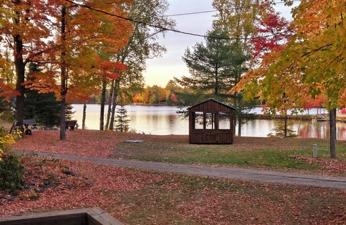 Michigamme House | Four Seasons Lake House Between Marquette and Houghton: Paradise on Petticoat!
